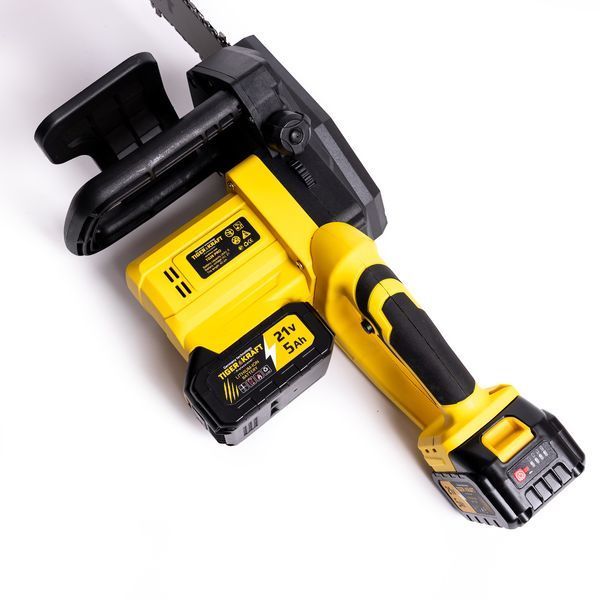 Аккумуляторная бесщеточная пила TigerKraft TG26 PRO (21V 5Ah, шина 40см) Мощная цепная пила Тайгеркрафт работа от 2АКБ для дров TG26 PRO фото