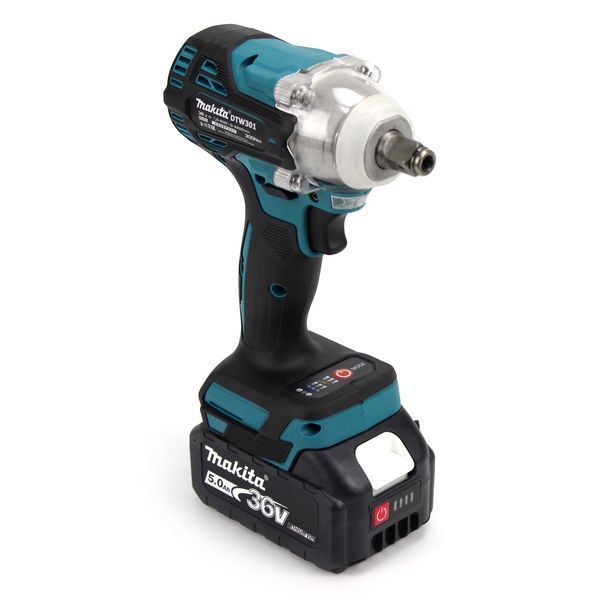 Гайковерт професійний акумуляторний Makita DTW301 | Вага 1.5 кг | Прогумована рукоятка | 2 АКБ по 36V | Набір інструментів 1000594 фото